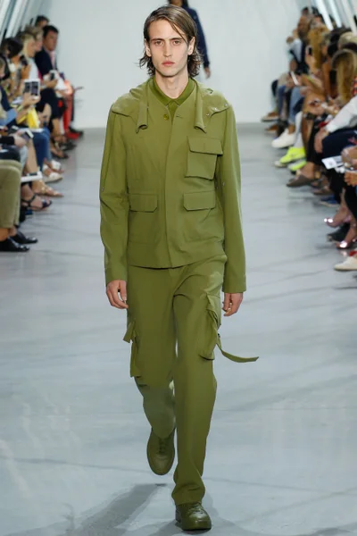 Look 26